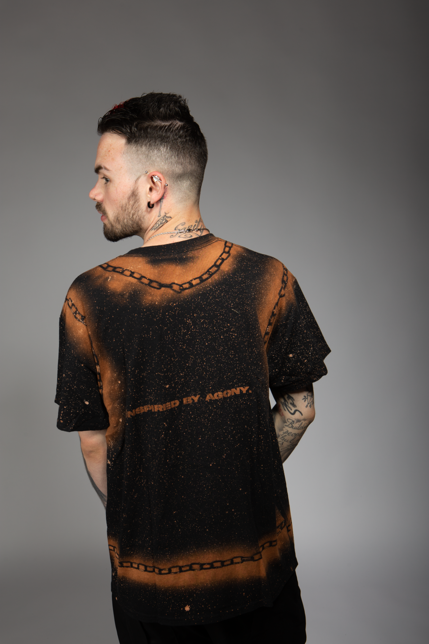 HEVVY - Chained